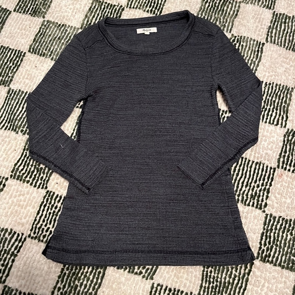 Madewell dark gray long sleeve T-shirt